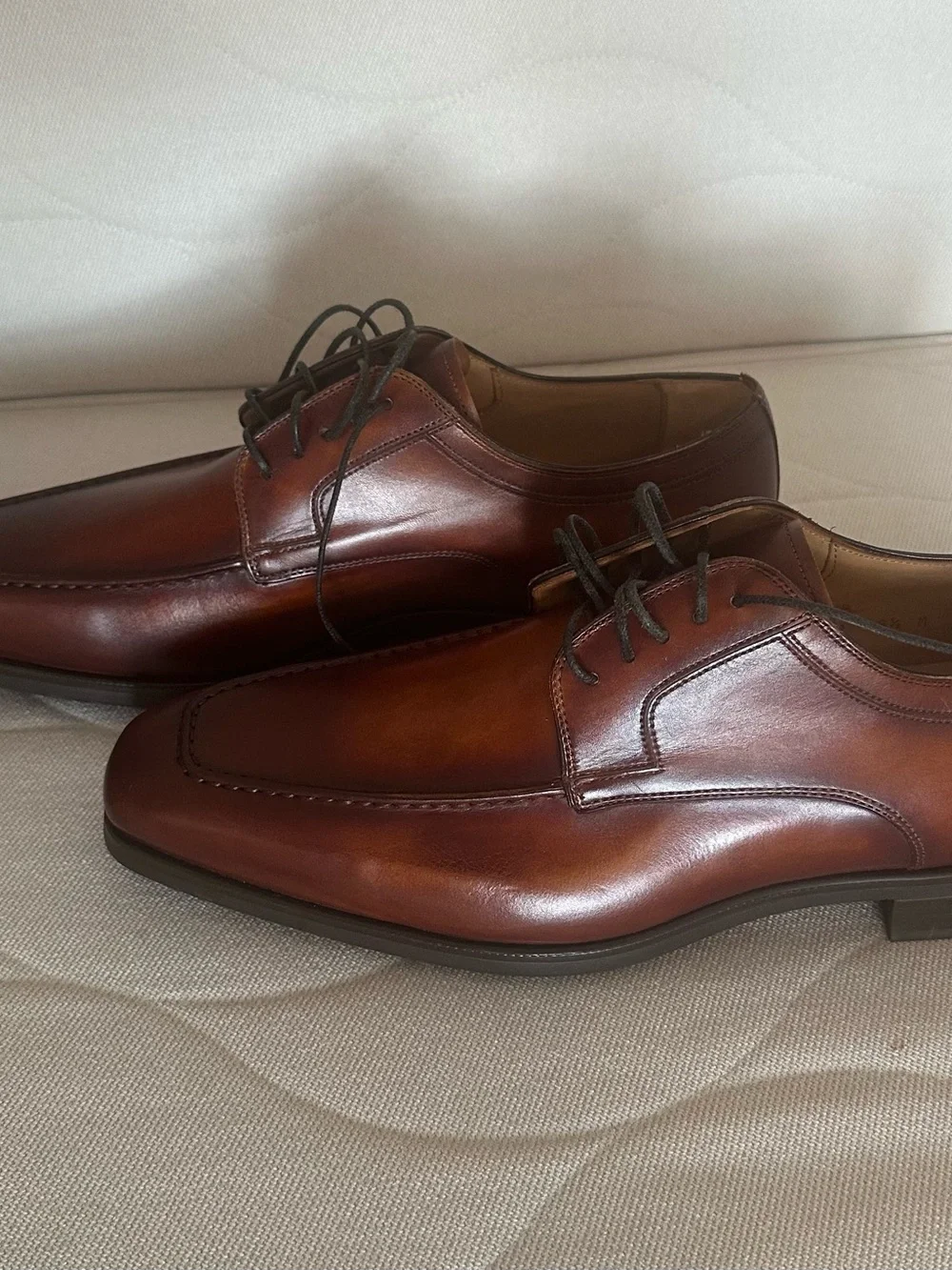 Magnanni Men's Cognac Brown Leather Derby Lace-Ups